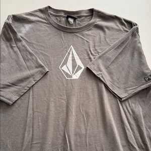 Volcom Charcoal Short Sleeve Tee Men’s XL